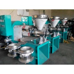 彭水苗族土家族自治縣多功能榨油機、芝麻榨油機怎么保養(yǎng)和維修，維護消費者合法權(quán)益 進(jìn)企業(yè)